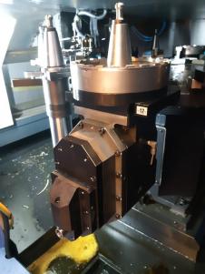 tokarka-doosan-vtr-1216-2